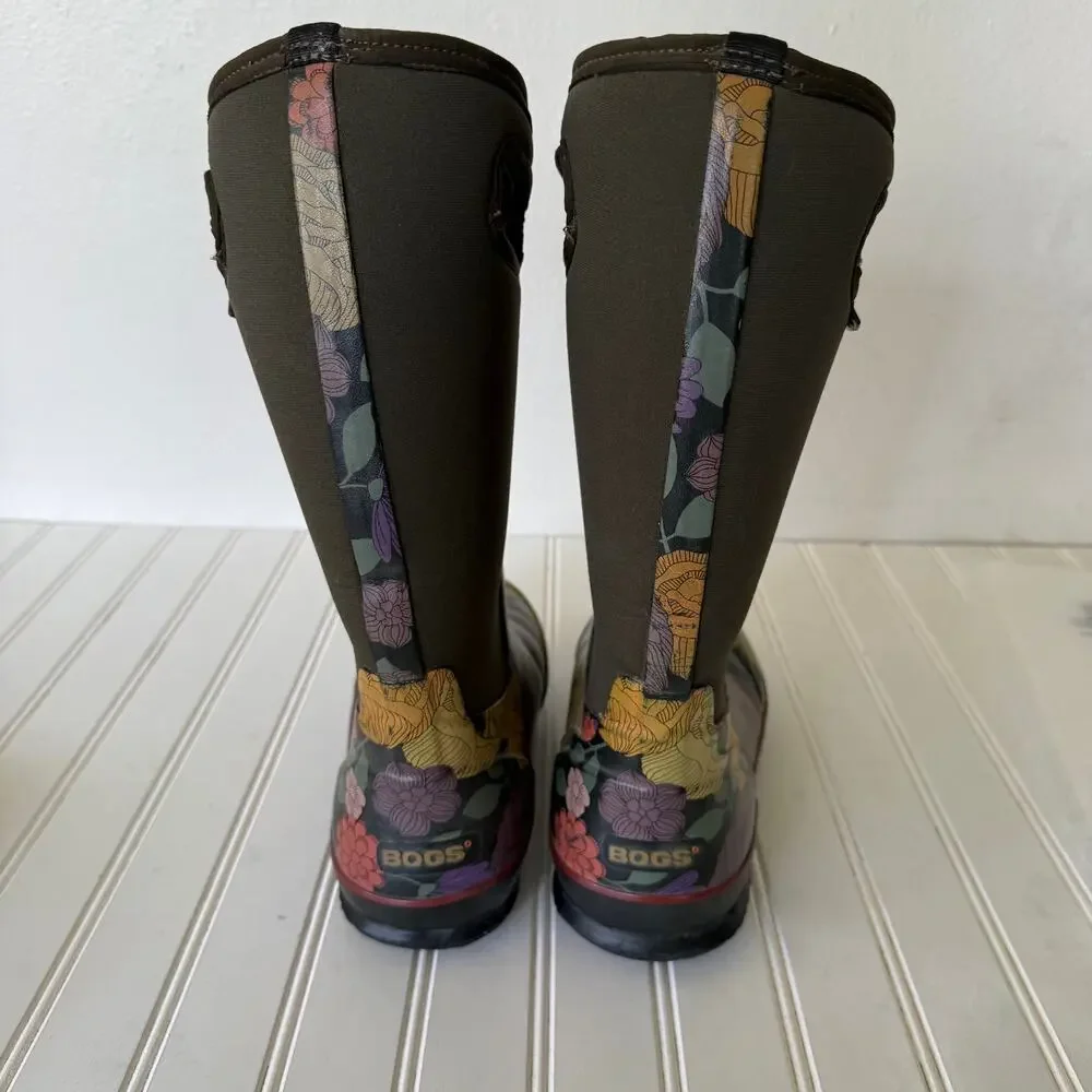 BOGS Classic High Floral Waterproof Rain Boots Women’s Size 8 Olive Green